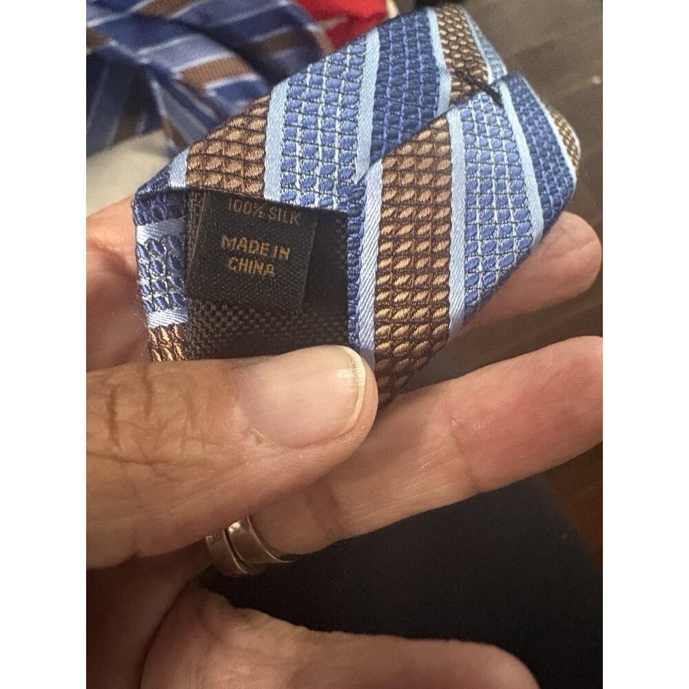 Jos A Bank Reserve Collection Men's Silk Tie Blue Gold Repp Stripe Luxury EUC - Picture 4 of 4